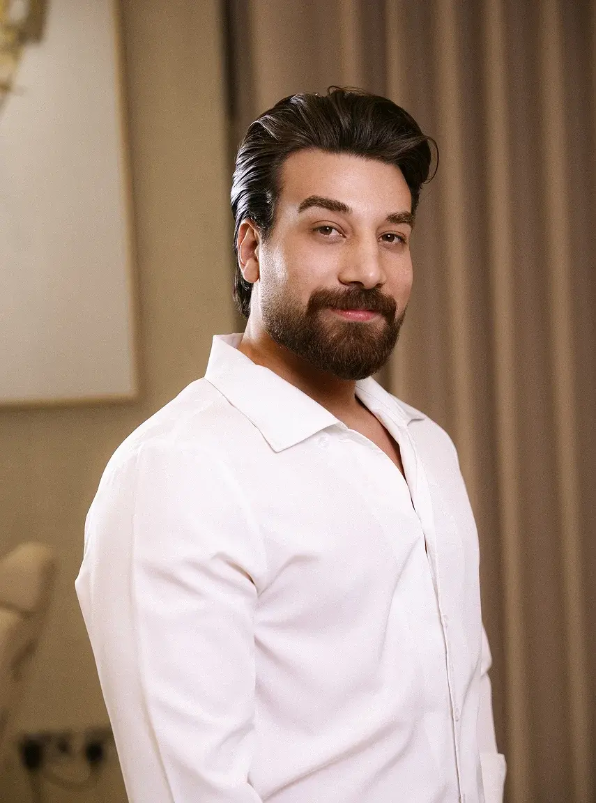 Omar - Senior Barber